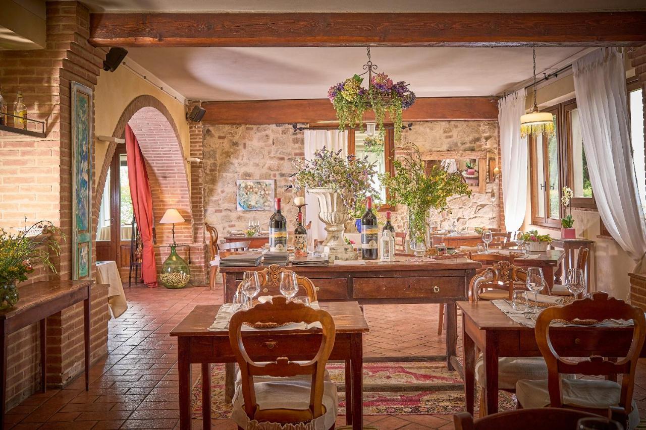 Maison d'hôtes Il Poggio à Celle sul Rigo Extérieur photo